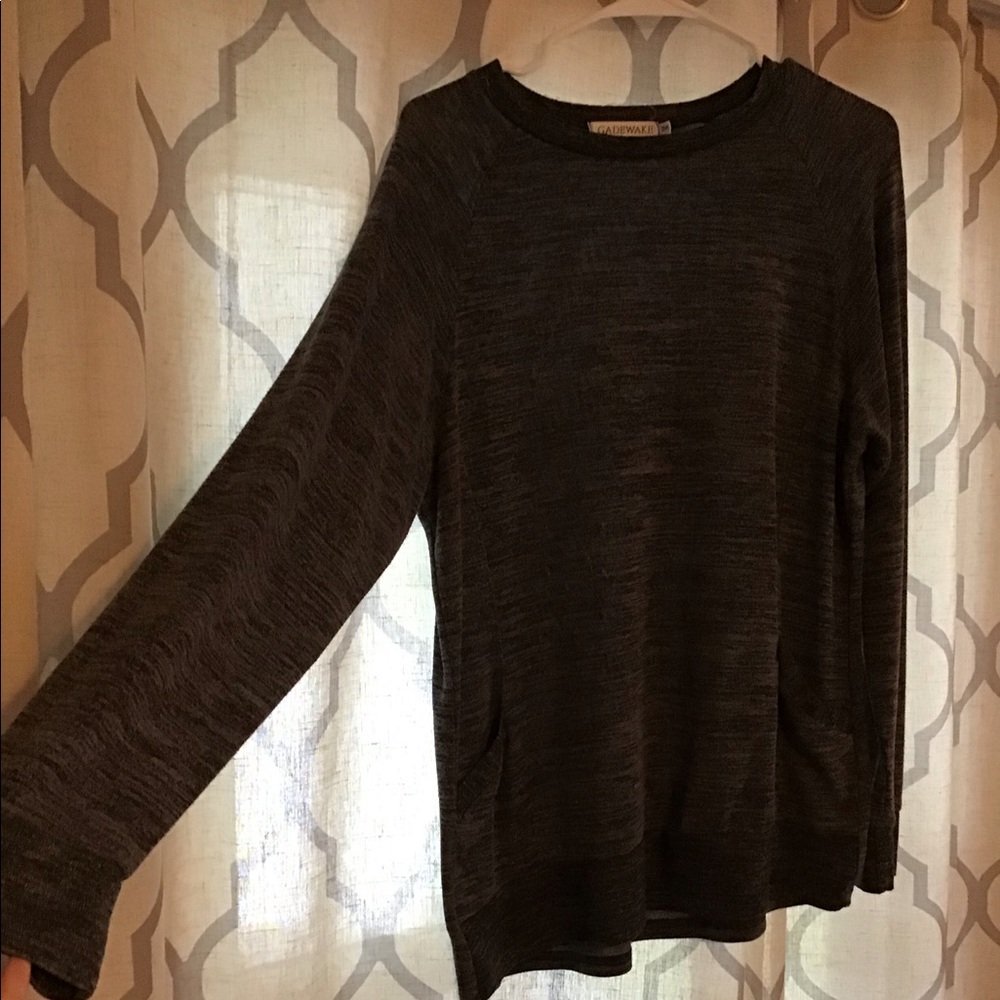 Long sleeve gray shirt- medium